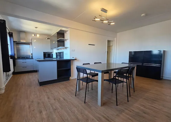 Le Dock - Spacieux Et Confortable, Idéal Long Appartamento Dunkirk